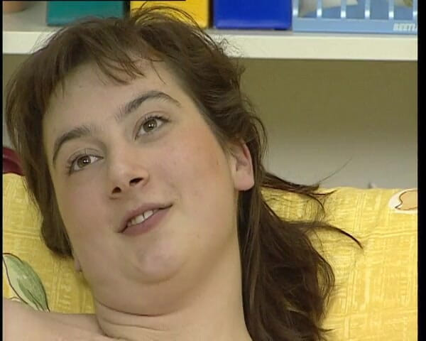 YOUR FIRST PORN: Meine Titten Sind Echt Und Orgasmus Auch - Jasmin Moje prsa...