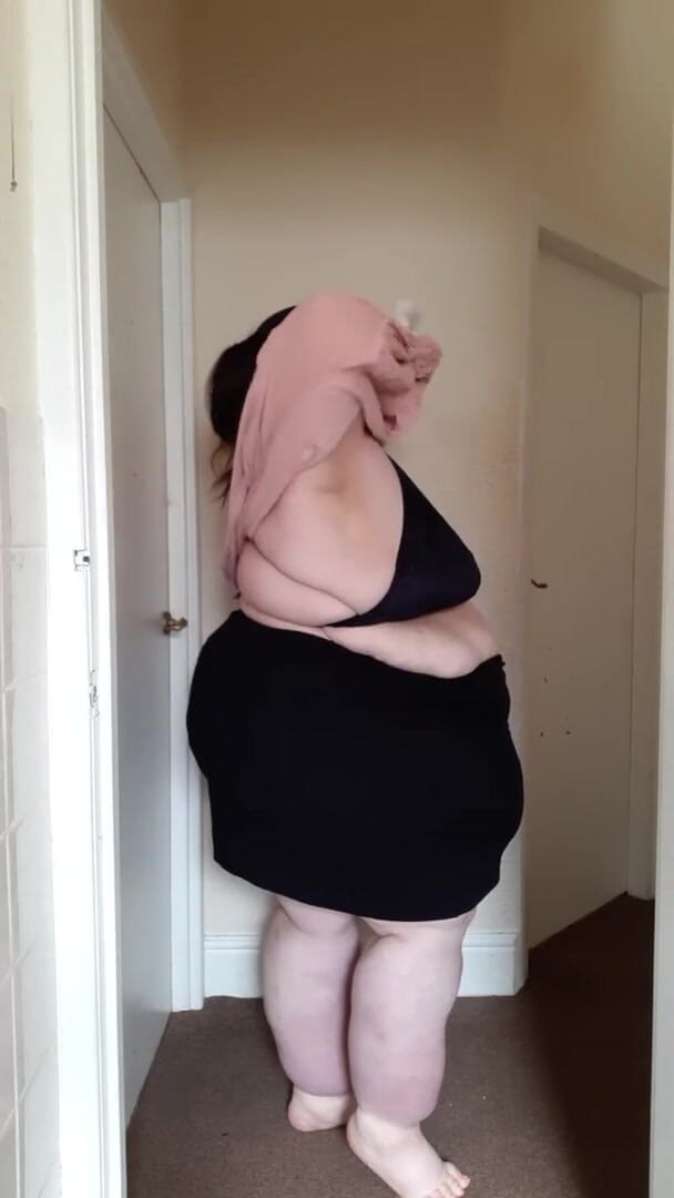SSBBWLadyBrads: Sexy lingerie on this cute body