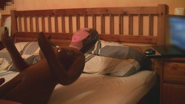 Mark Hannes: Černá sexdoll creampie šukání masturbace