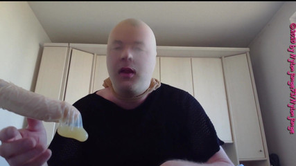 Carmen_Nylonjunge: Nylonface Blows Dildo with Sperm Condom
