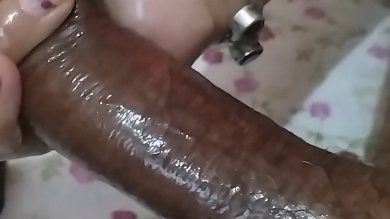 Anar Kali: Gọi chị dâu và xoa bóp dương vật của tôi