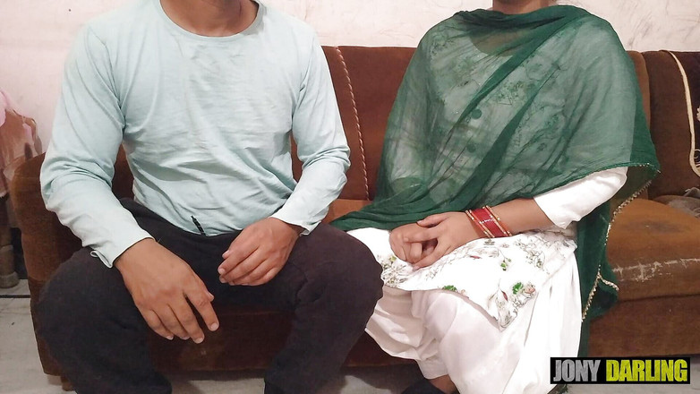 Jony Darling: Diwaali spezial-indische maami fickt Non-Stop mit hartem schwanz, wenn niemand...