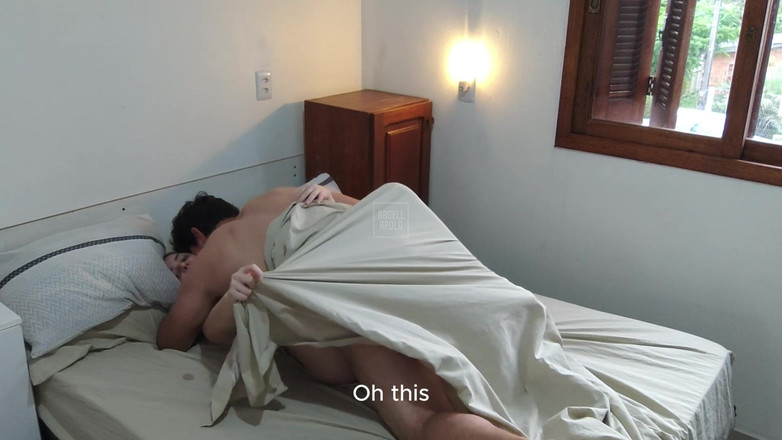 ApoloAngell: 아마추어 커플이 진짜 로맨틱한 섹스를 하며 많은 성욕을 담고 있습니다