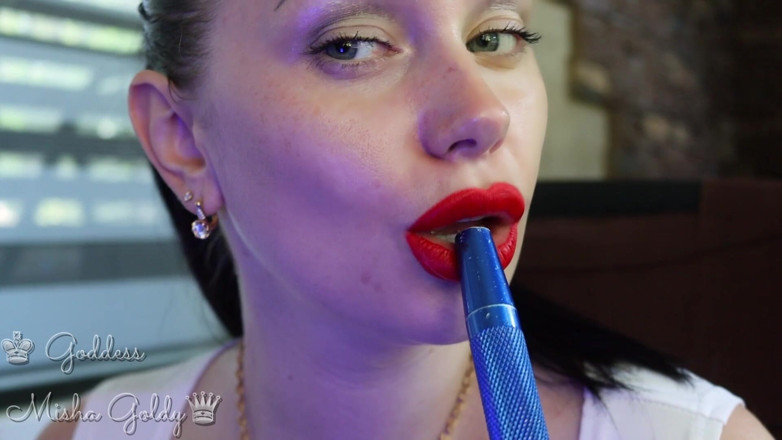 Goddess Misha Goldy: Cum to my big red seduction and big hookah smoke!