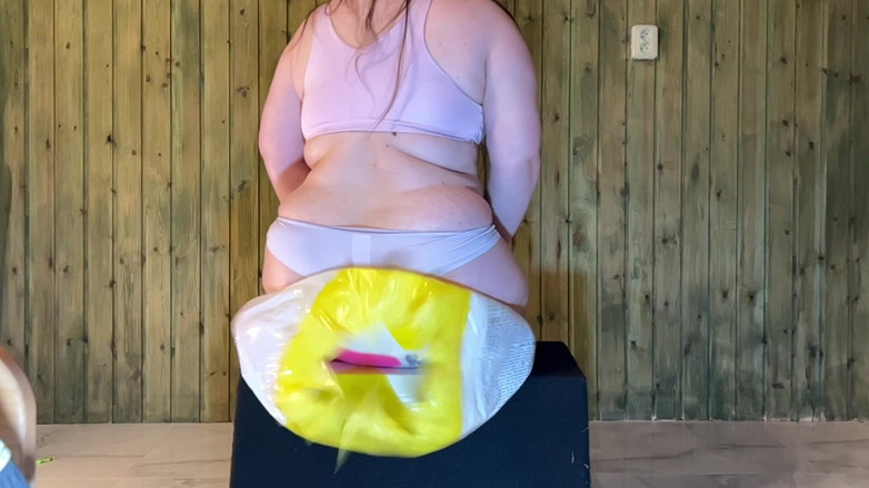 BeachBallsDuo: ¡10 grandes bolas de playa fue aplastada por debajo de...