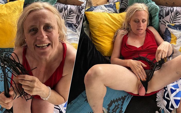 Prolapse Queen: Casa secreta mastrubating e fisting