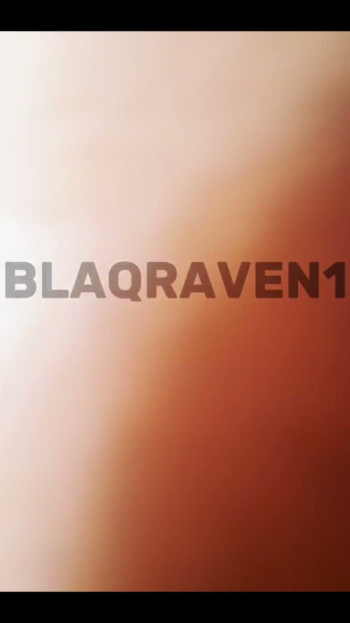Justblaqs: Tante Shakira-trend proberen te winnen