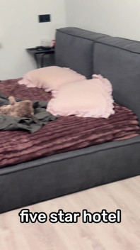 Hotel Manager Gets Fucked Hard by Angry Guest After Room Fail