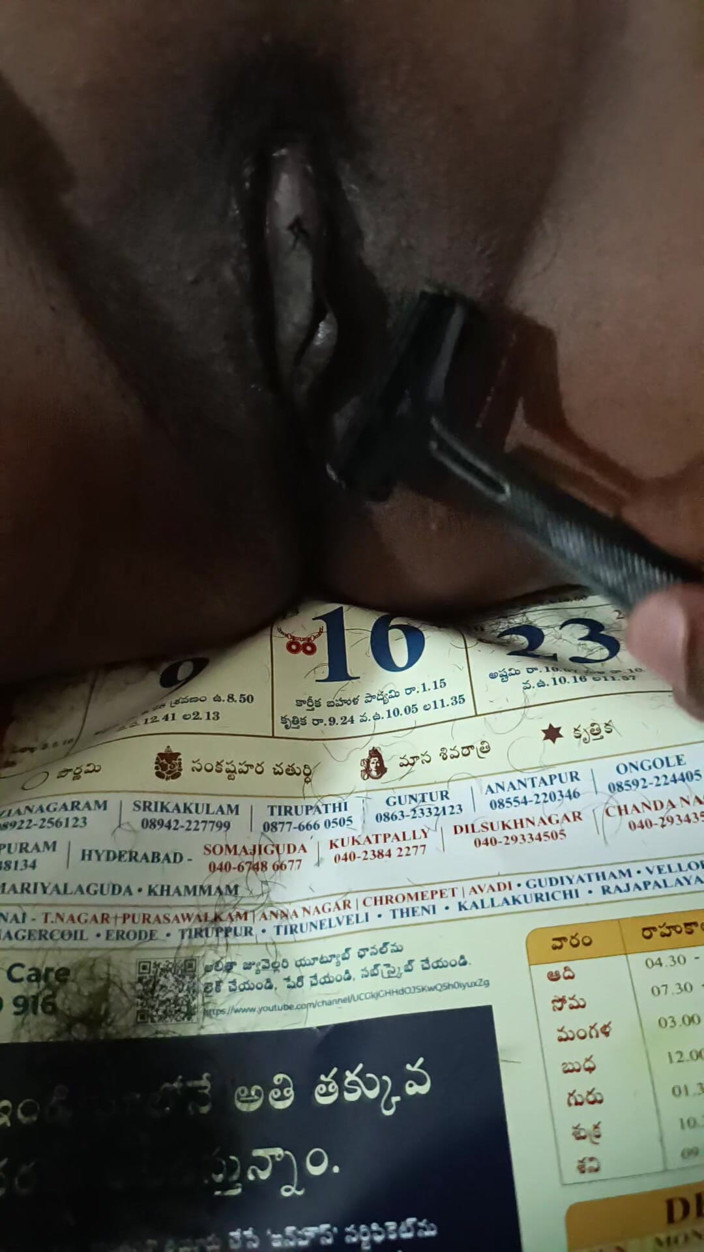 Desigirlsiri: Desi Indian Aunty Telugu Pussy Cleaning with Home Sarvice Telugu...