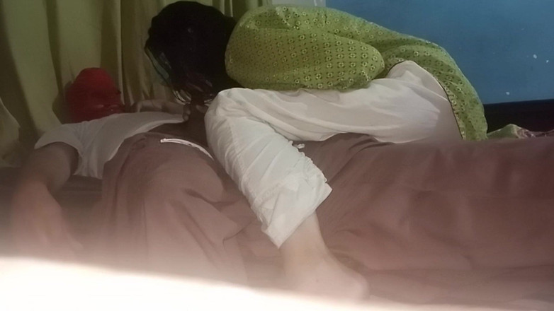 SHAKRATASNEEM: सौतेली बहन सौतेले भाई के साथ सेक्स चुदाई डेयर नाइट टाइम इतनी हॉट चुदाई