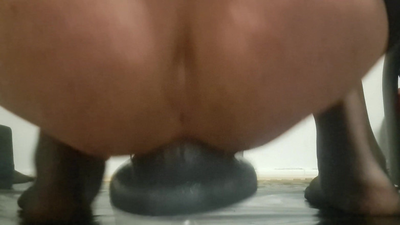 Chris199223: The Next Dildo That I Can Completely Handle Now.