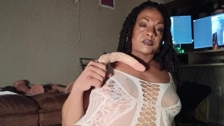 KNKY Bee: Ekstra özensiz gırtlağına kadar alma