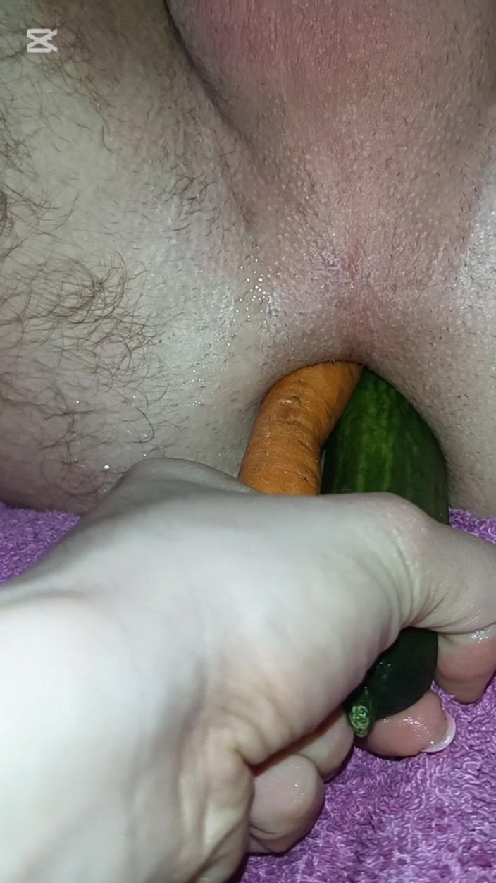 Wild Life PA: Marchewka I Ogorek W Tylku Meza