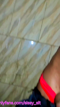 Crossdresser Flash Her Clitty and Masturbating