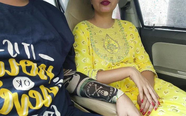 Hornycouple149: First Time She Rides My Dick in Car Outdoor Sex...