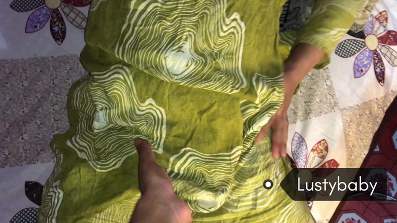 Lustybaby605: Napalona nepalska laska pragnie mojego penisa