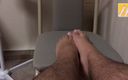 Manlyfoot: Sit Your Arse in That Grey Chair Worship My Feet -...