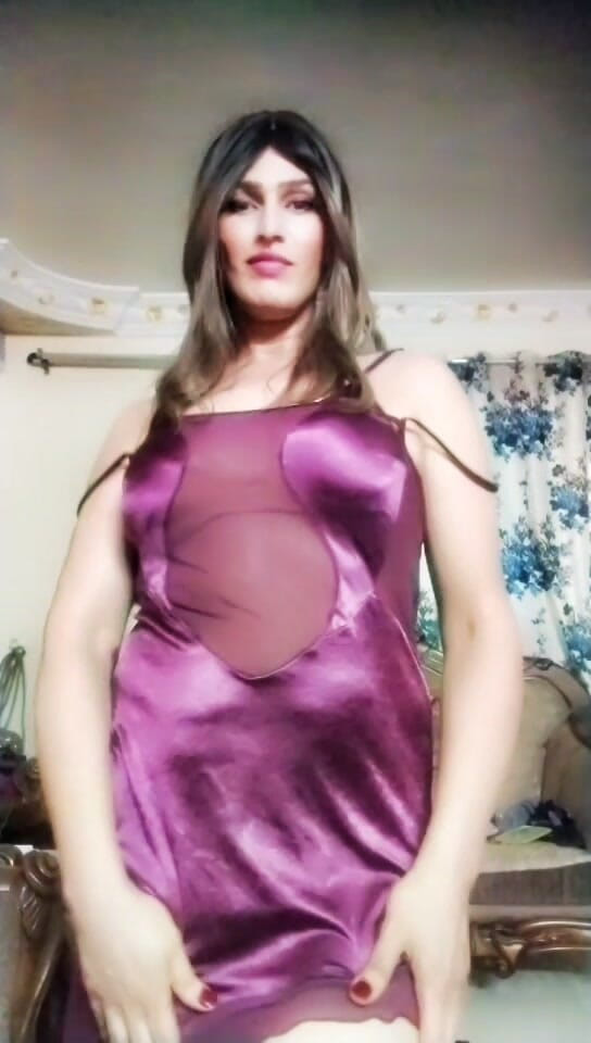 ingiwebas: Dancing Arab Shemale