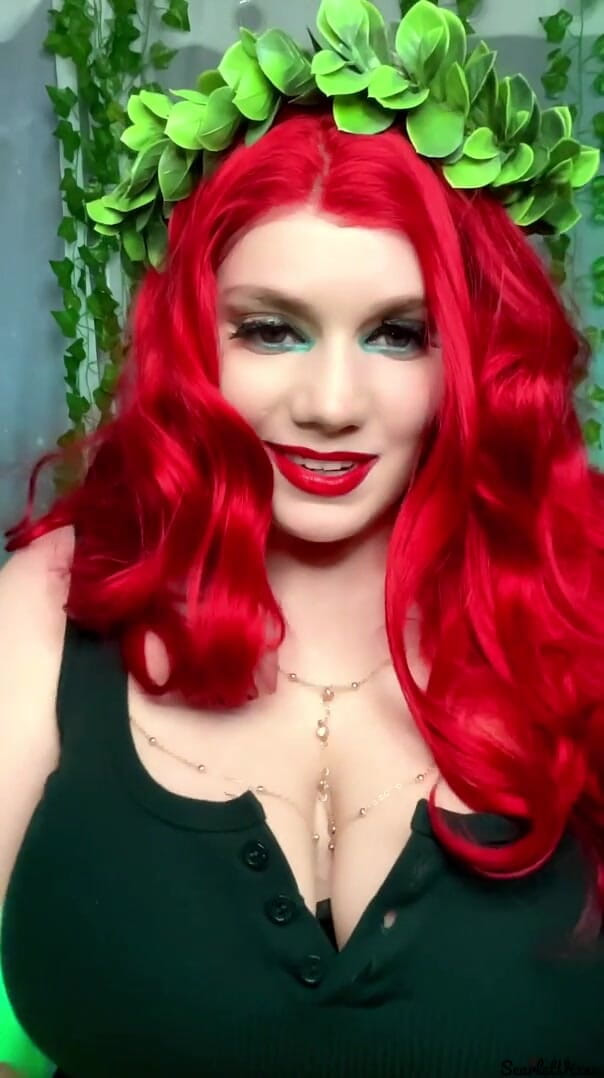 Scarlet Vixen: The Birth of Poison Ivy