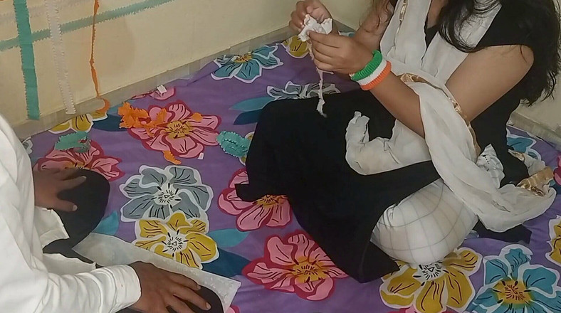 Queenrima: Didiの独立記念日のファストファック(ヒンディー語オーディオ)