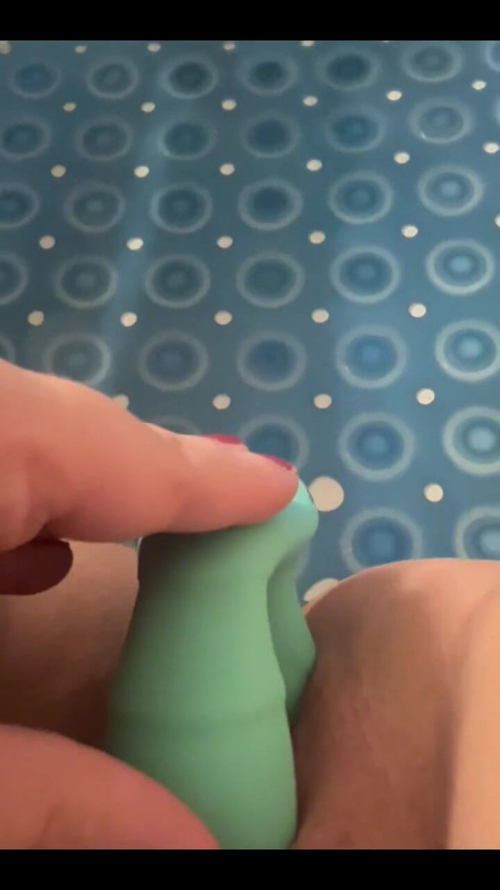 Dirtysecret: Îmi place acest vibrator împins de sine