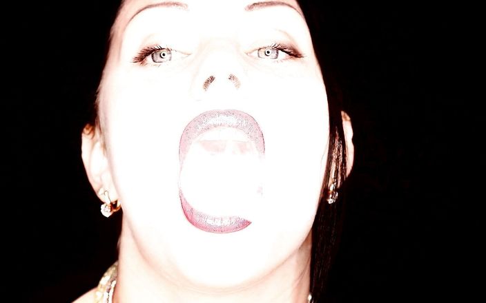 Goddess Misha Goldy: Hookah smoking  &amp;amp; glossy lipstick fetish &amp;amp; smelling &amp;amp; teasing &amp;amp; kissing