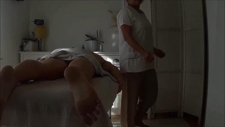 Cuckoby: Prywatny, pełnoobsługowy azjatycki salon masażu