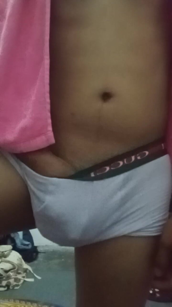 Mr Right: Travieso Dak