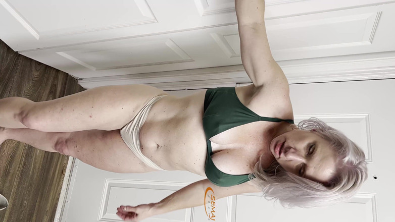 Semaj Media: Semaj Media - First Time I Met Abbi Rhoades
