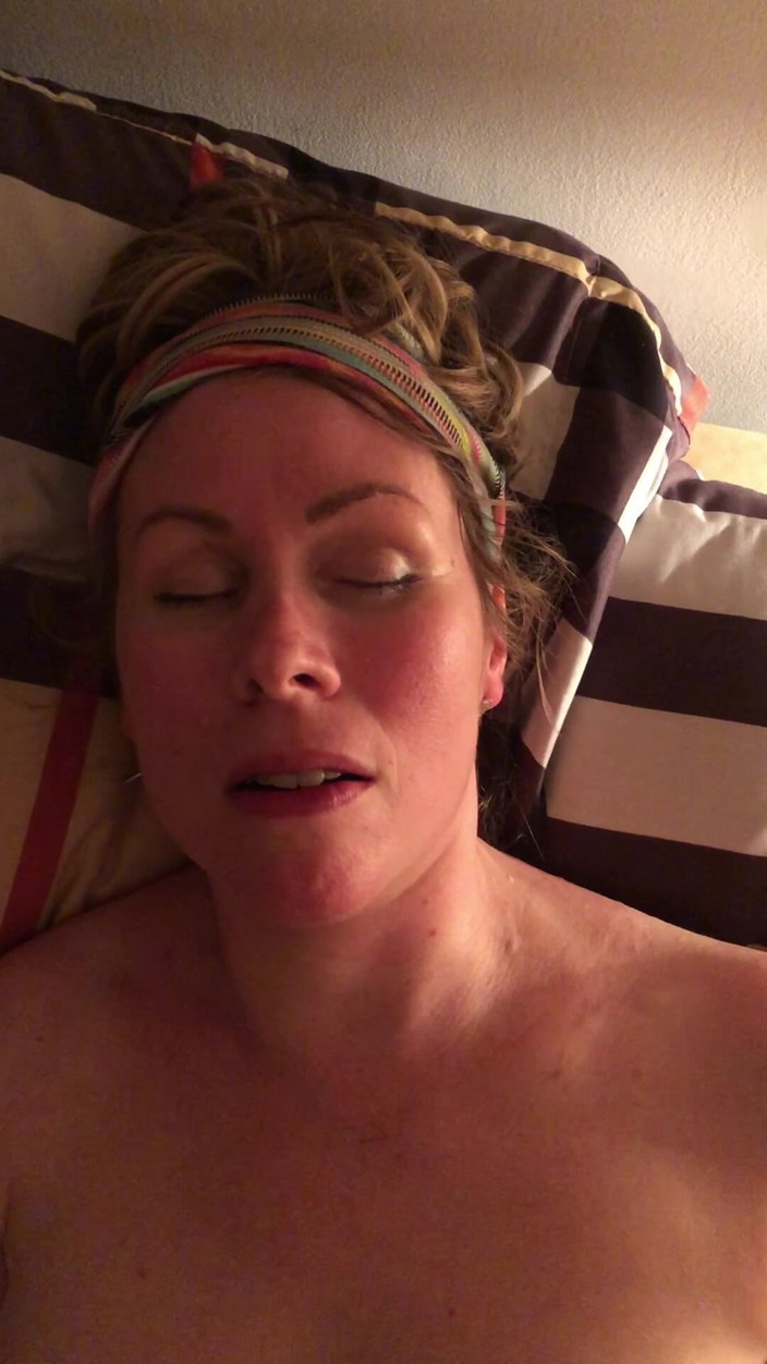 Dirtybitch4Cum: Tease Me