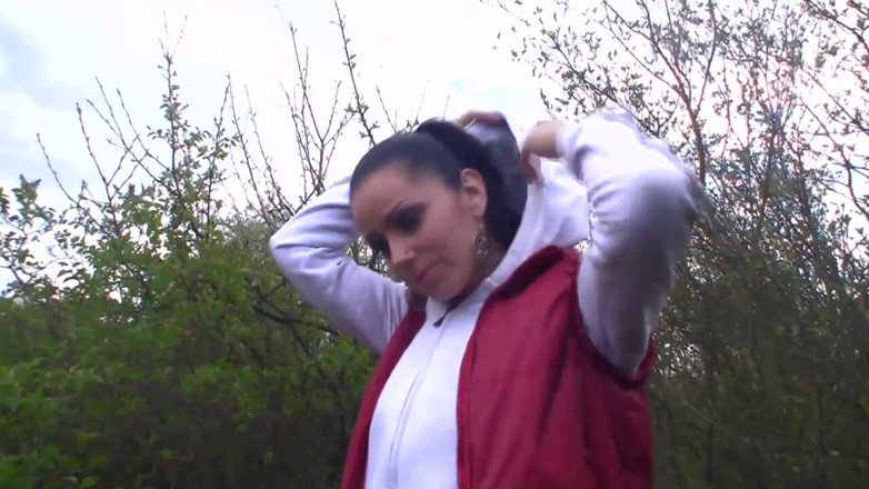 Facial flavor: Hoods, balloons ,super sexy blowjob scenes