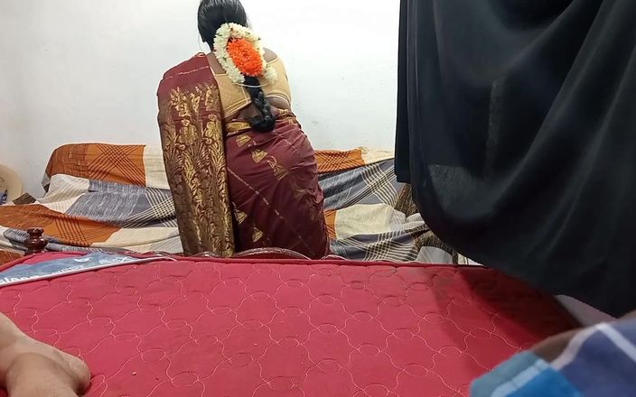 Veni: तमिल सौतेली मम्मी ने सौतेले बेटे को लंड मरोड़ते हुए पकड़ा, उसने अपने मुंह और चूत में वीर्य डालने की पेशकश की