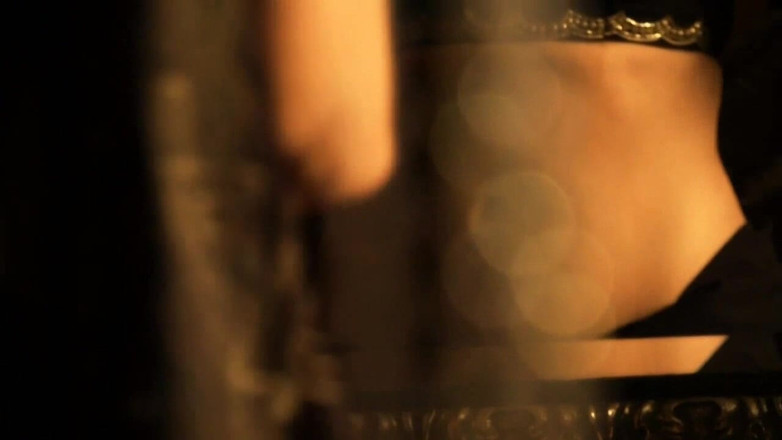 Bollywood Nudes: Deva Dassis Belly Menari