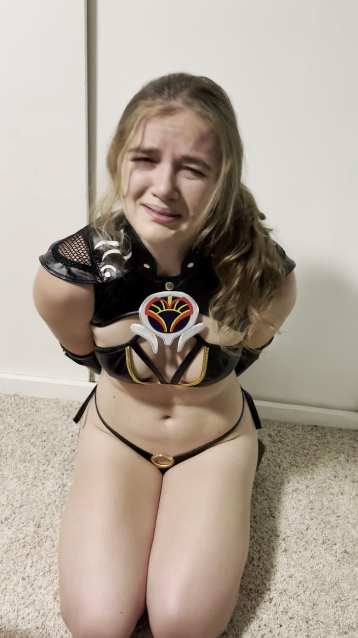 EvaSummers: Custom - caldo gioco di ruolo punto di vista piccola bionda...