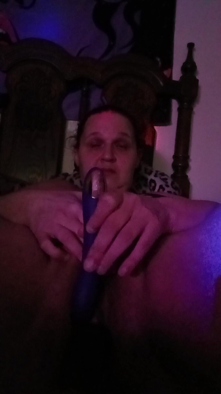 Mz squirt 4 u: Leker med denna feta fitta
