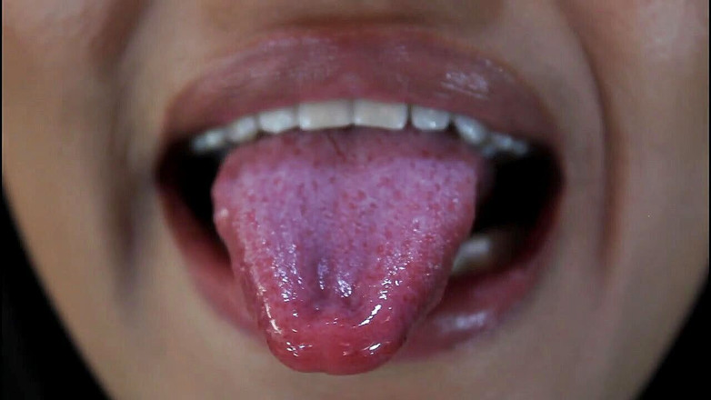 Xamy_97: Kakiku yang cantik dan mulutku yang seksi