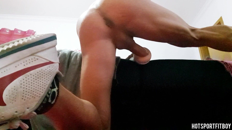 Hotsportfitboy: Hotsportfitboy live fleshlight follada: gran polla dura gime fuerte