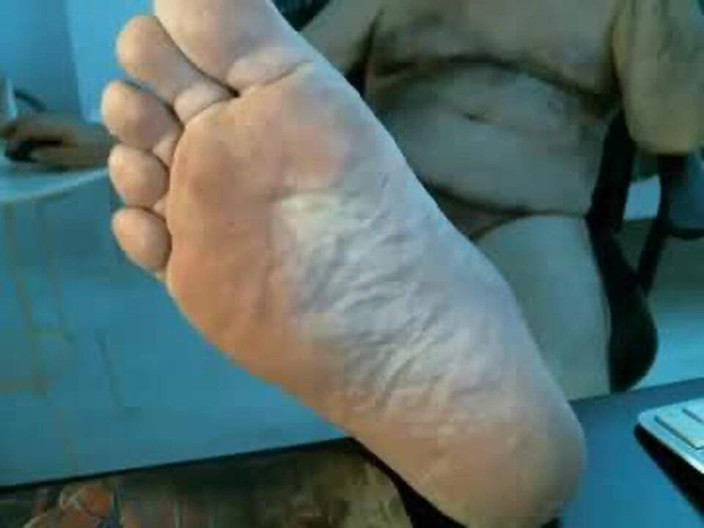 Coach Karl dude lodge: Slide show- Coach Karl's size 13 bare feet