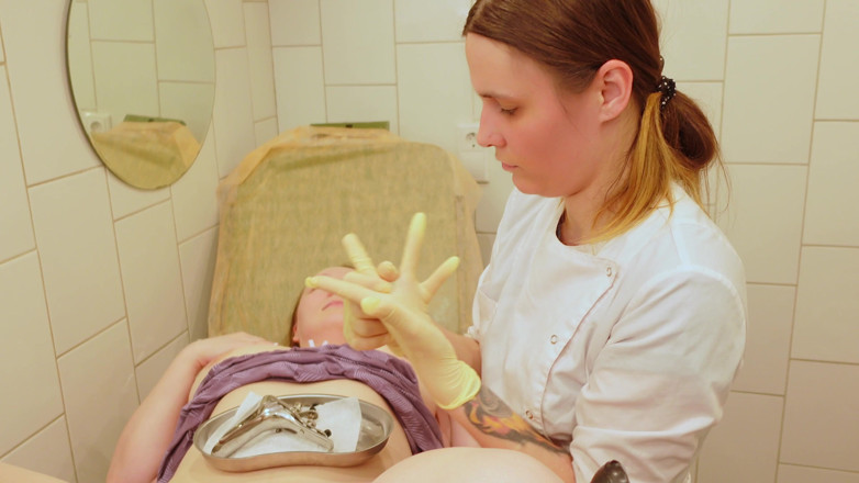 Arya Grander: Medical Examination Lesbian Video Doctor and Patient