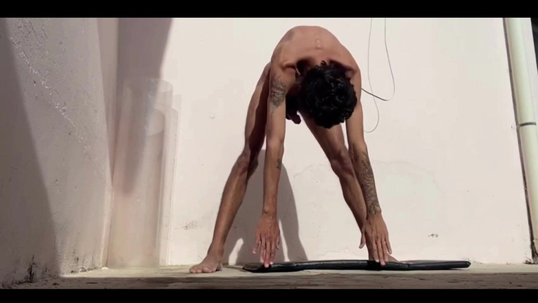 arabeputo: Regangan di pagi yang teruja.