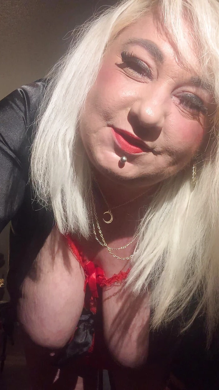 BlancaGirlBBW: Usa Mode