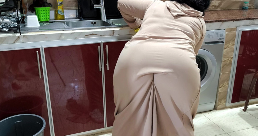 yousra egyptian bbw: Egyptian Sharmota Get Her Pussy Wet in Kitchen Arabic Big...