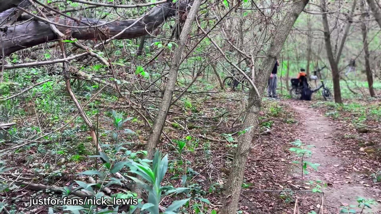 Nick Lewis: Scopata in profondità nei boschi - la troia da crociera ne...