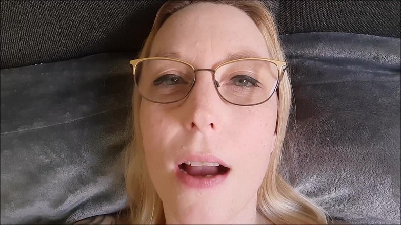 Sally Secret: 目の前で!!(汚い話のパー)