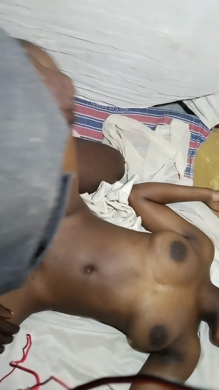 Loversinbed: O fată neagră și țâțoasă i-a oferit iubitului ei un sex în poziția...