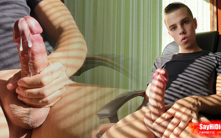 Mikel Prado: 从我未割包皮的肥厚鸡巴中流出大量精液