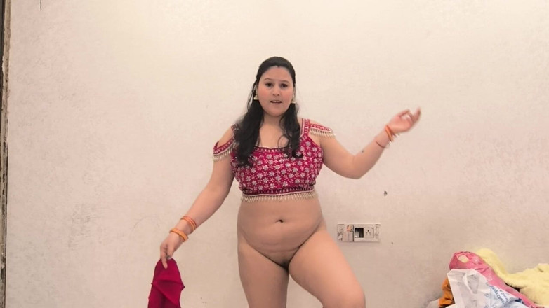 Puja555: Digitación coño jugando con grandes tetas