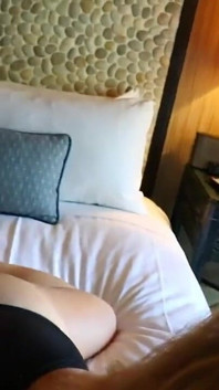 Podvádějící manželka dostane riskantní creampie