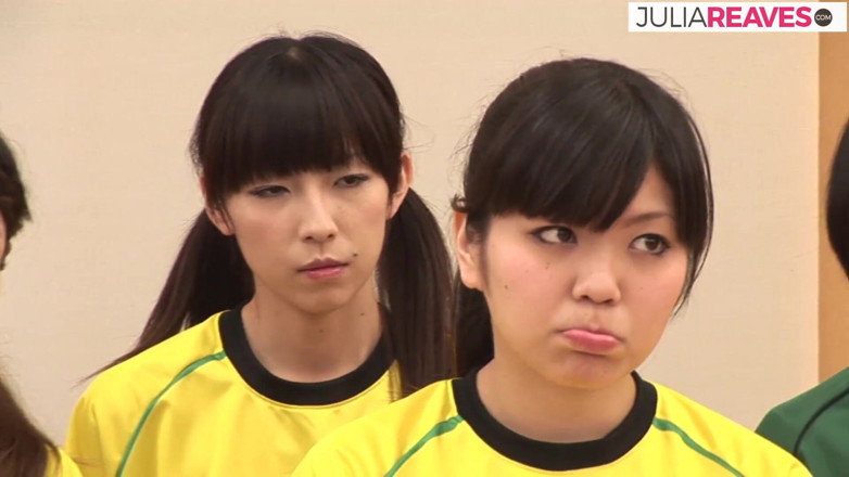 Japanese Cheats: สาวหีขนดกดูดควยแล้วโดนโค้ชเย็ดแตกคาหี