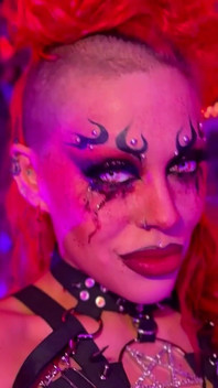 Dnes spuštěno nové upír video!!